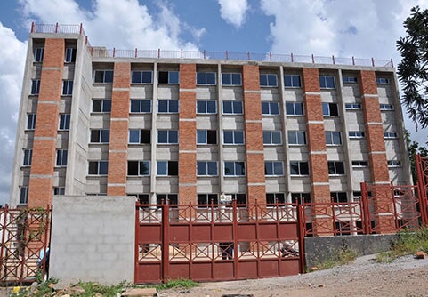 Golf Course multi-storey building facade